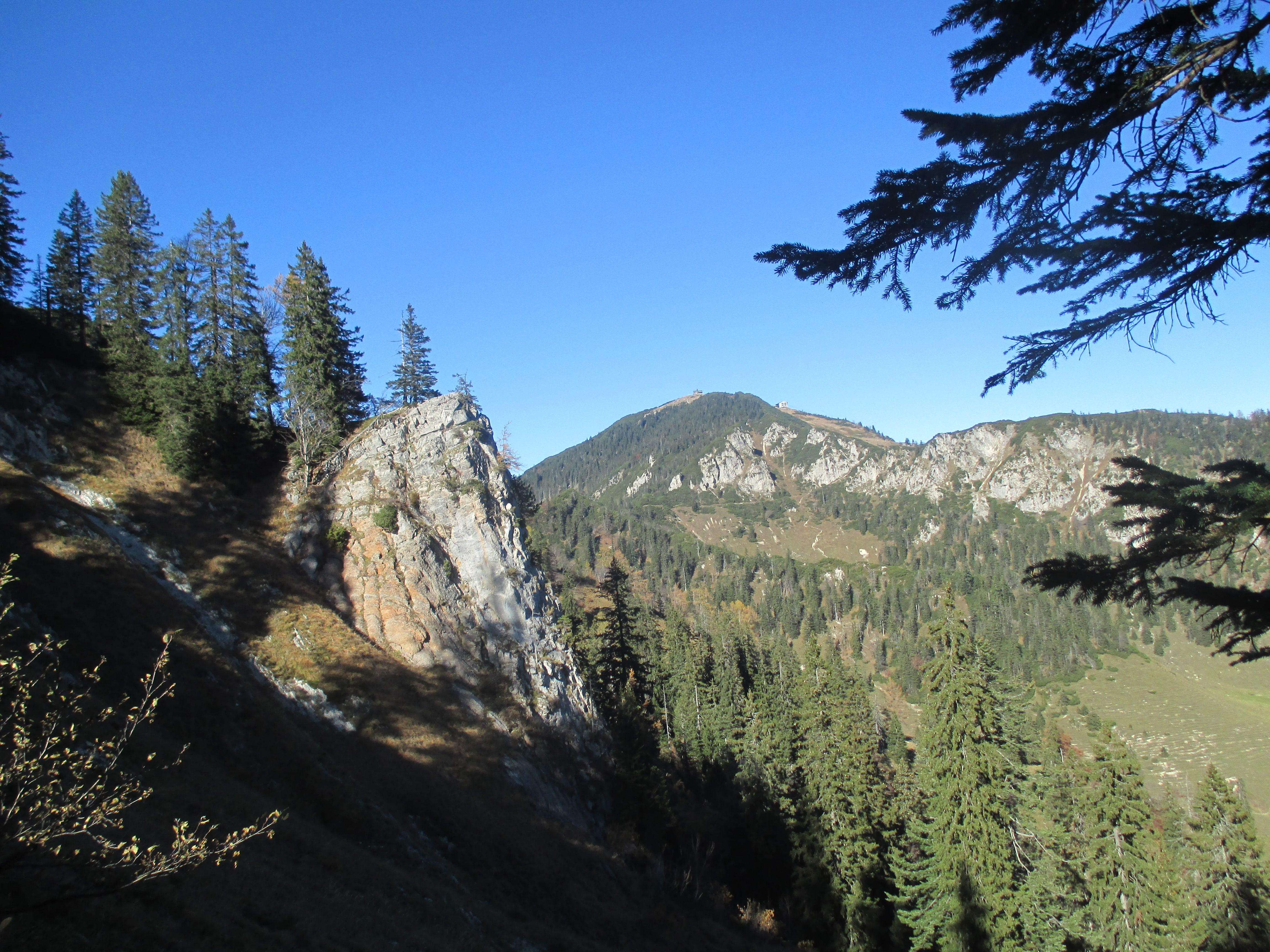 hochfellnweissgrabenkopfblick.jpg